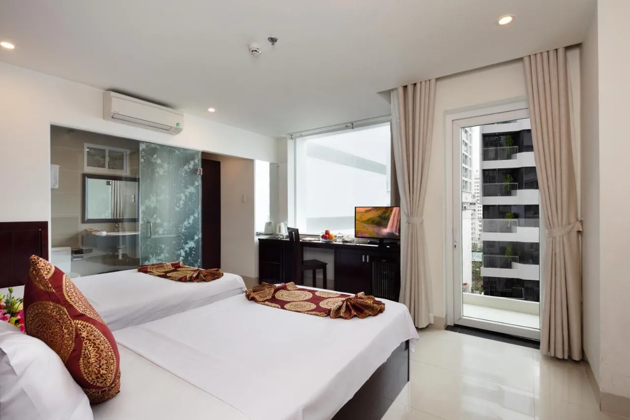 Cùng Azura Hotel khám phá thành phố Nha Trang sôi động