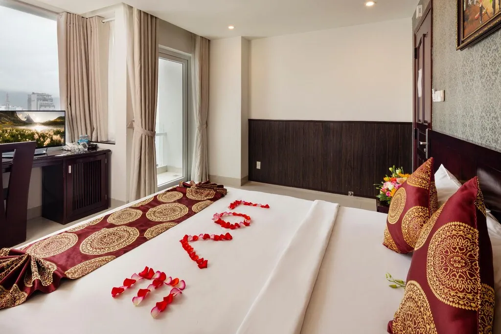 Cùng Azura Hotel khám phá thành phố Nha Trang sôi động