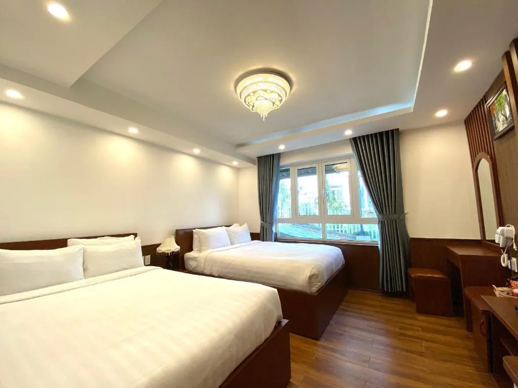 Cùng Dallas Hotel Dalat ngắm mây trôi lững lờ và sương giăng kín lối