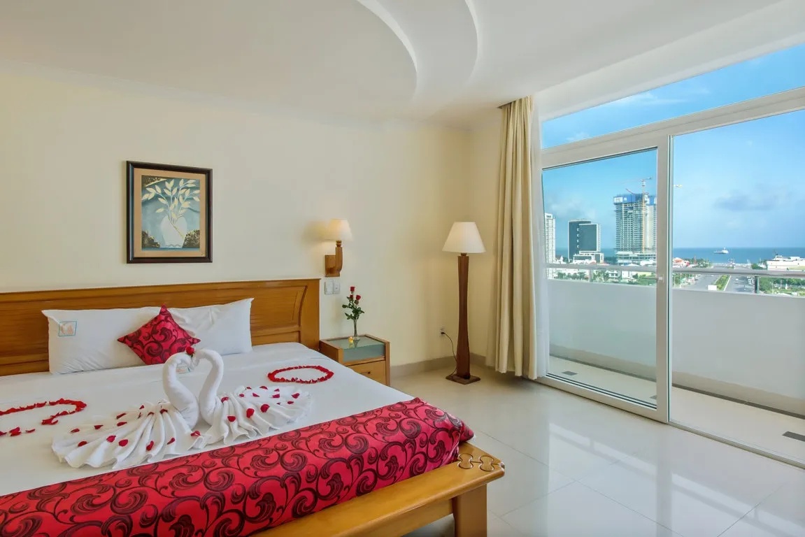 Cùng Golden Sea 1 Hotel mang hơi thở biển cả vào trong không gian sống