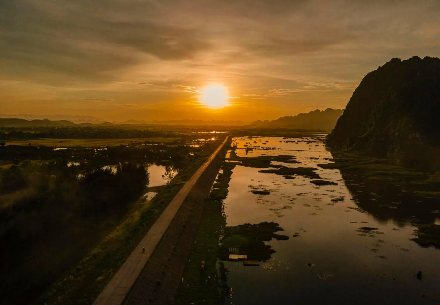 Đầm Vân Long Ninh Bình, vịnh không sóng giữa miền quê an yên