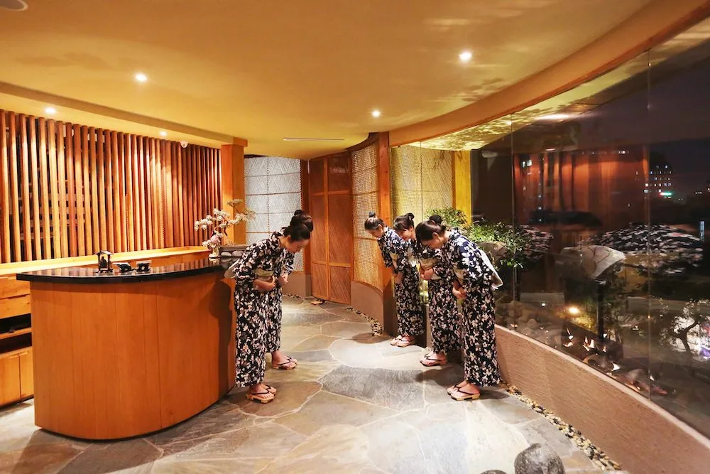 Đẳng cấp Nhà Hàng Nhật Bản Kimono giữa lòng phố cổ Hà Nội