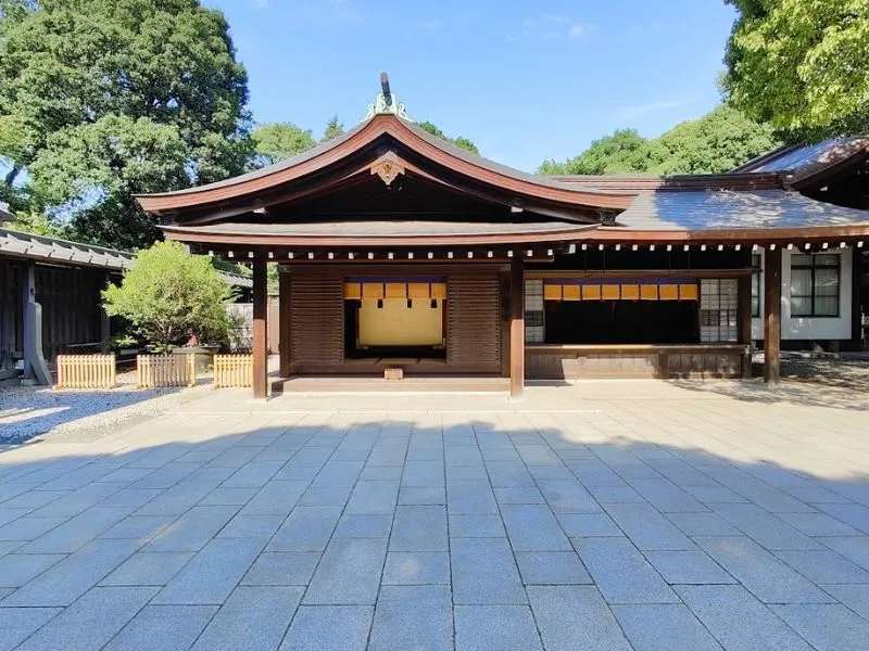 Dạo bước quanh ngôi đền Meiji Jingu đầy linh thiêng của Nhật Bản