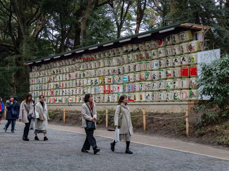 Dạo bước quanh ngôi đền Meiji Jingu đầy linh thiêng của Nhật Bản