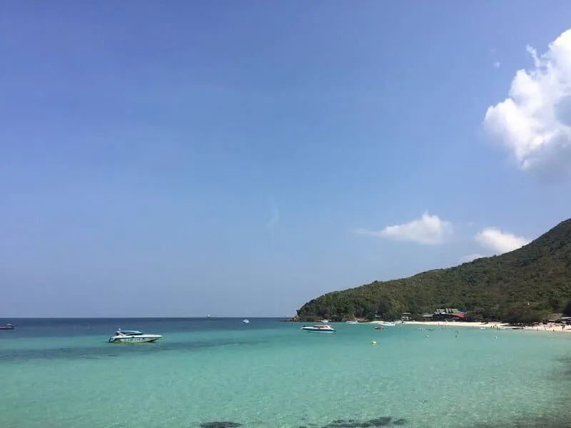 Đảo san hô Koh Larn, thiên đường biển trong xanh tại Pattaya