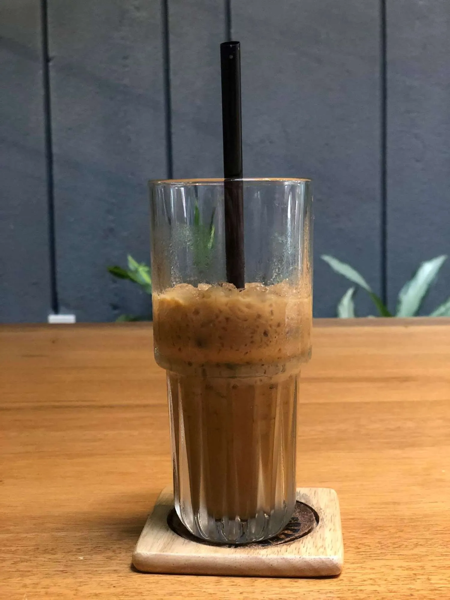 Đến Daklac Coffee để thưởng thức hương vị cà phê rang mộc chuẩn Ban Mê