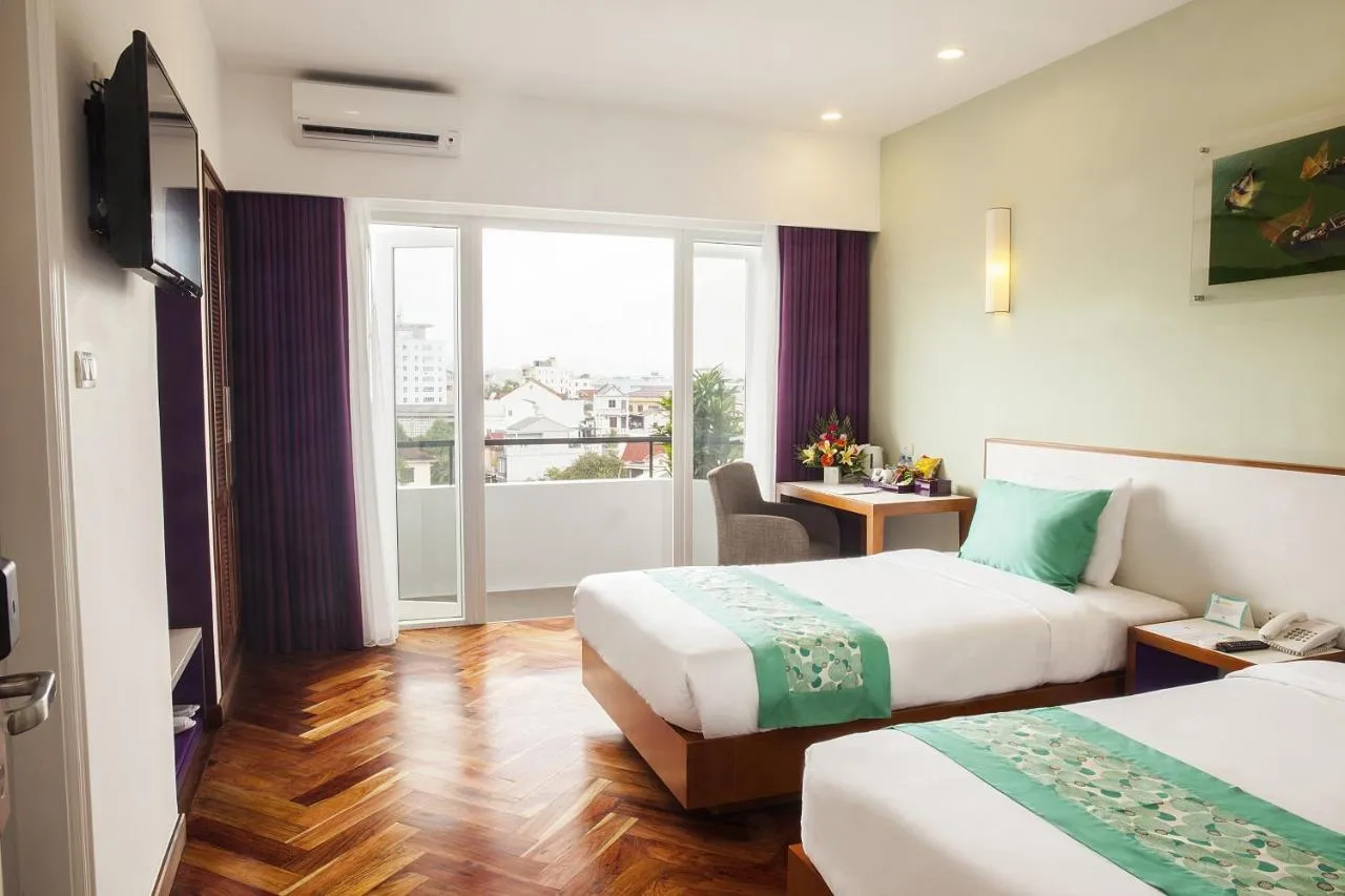 Đến ÊMM Hotel Huế khám phá không gian cổ điển giữa lòng thành phố