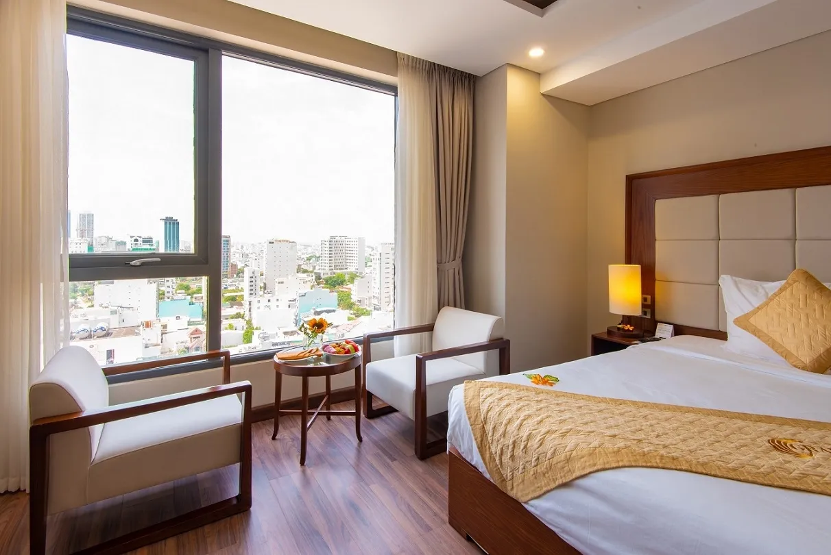 Đến Grand Sea Hotel tận hưởng không gian hiện đại bên bờ đại dương