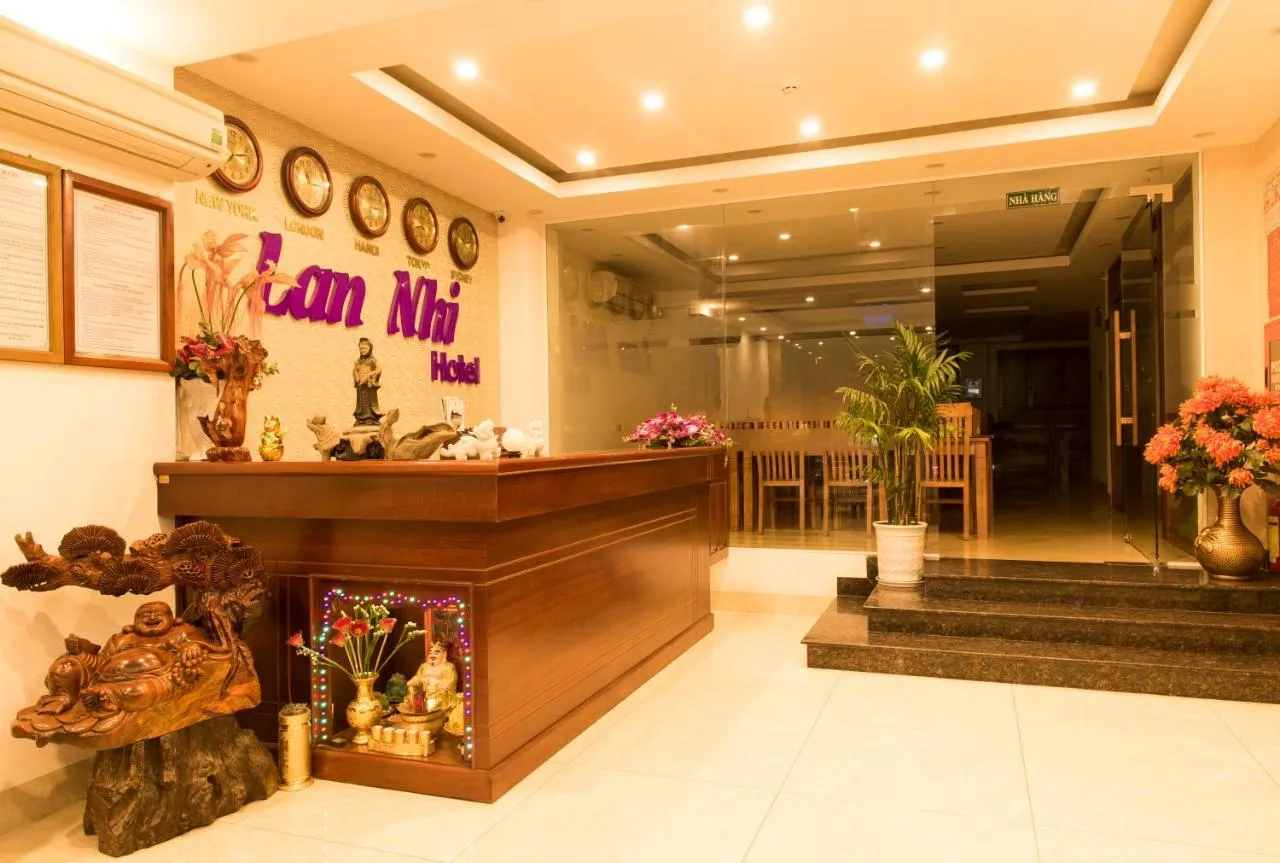 Đến Lan Nhi Hotel để tận hưởng không gian cổ điển cạnh biển Mỹ Khê