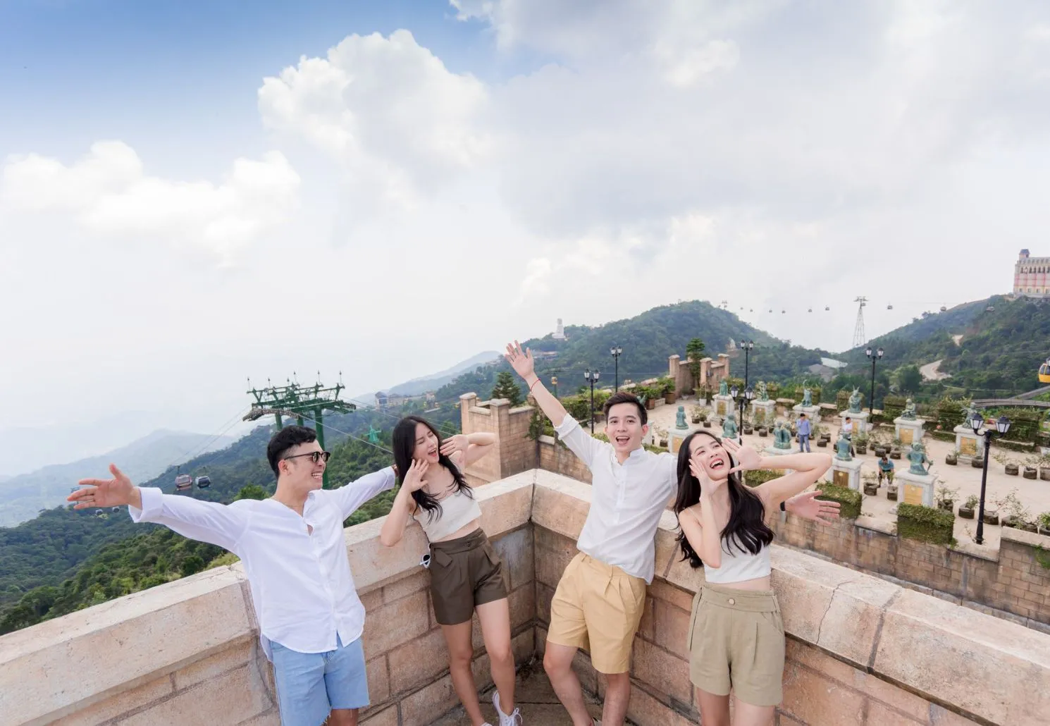 Đến Mercure Danang French Village Bana Hills trải nghiệm lâu đài Disney ngoài đời thực