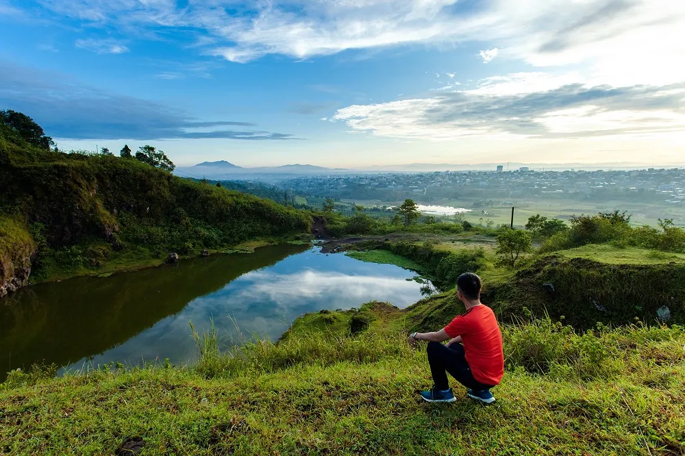 Đến Núi Đá hoang sơ và thi vị để thu trọn cao nguyên vào trong tầm mắt