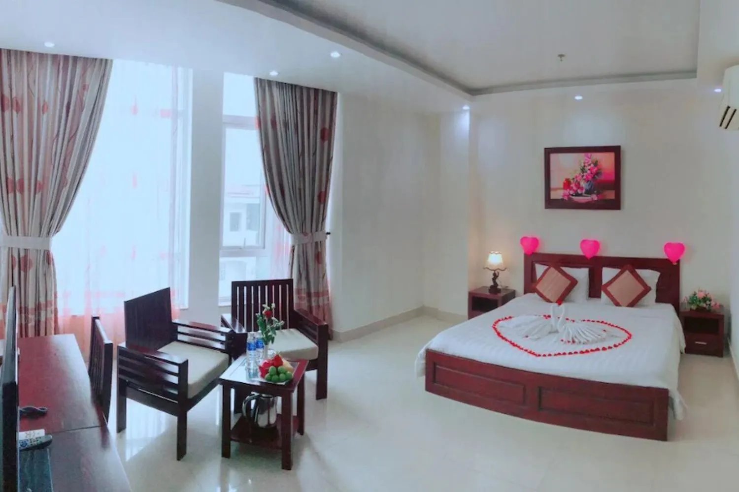 Đến Travidat Hotel Da Nang để thư giãn và thả mình vào làn nước trong xanh