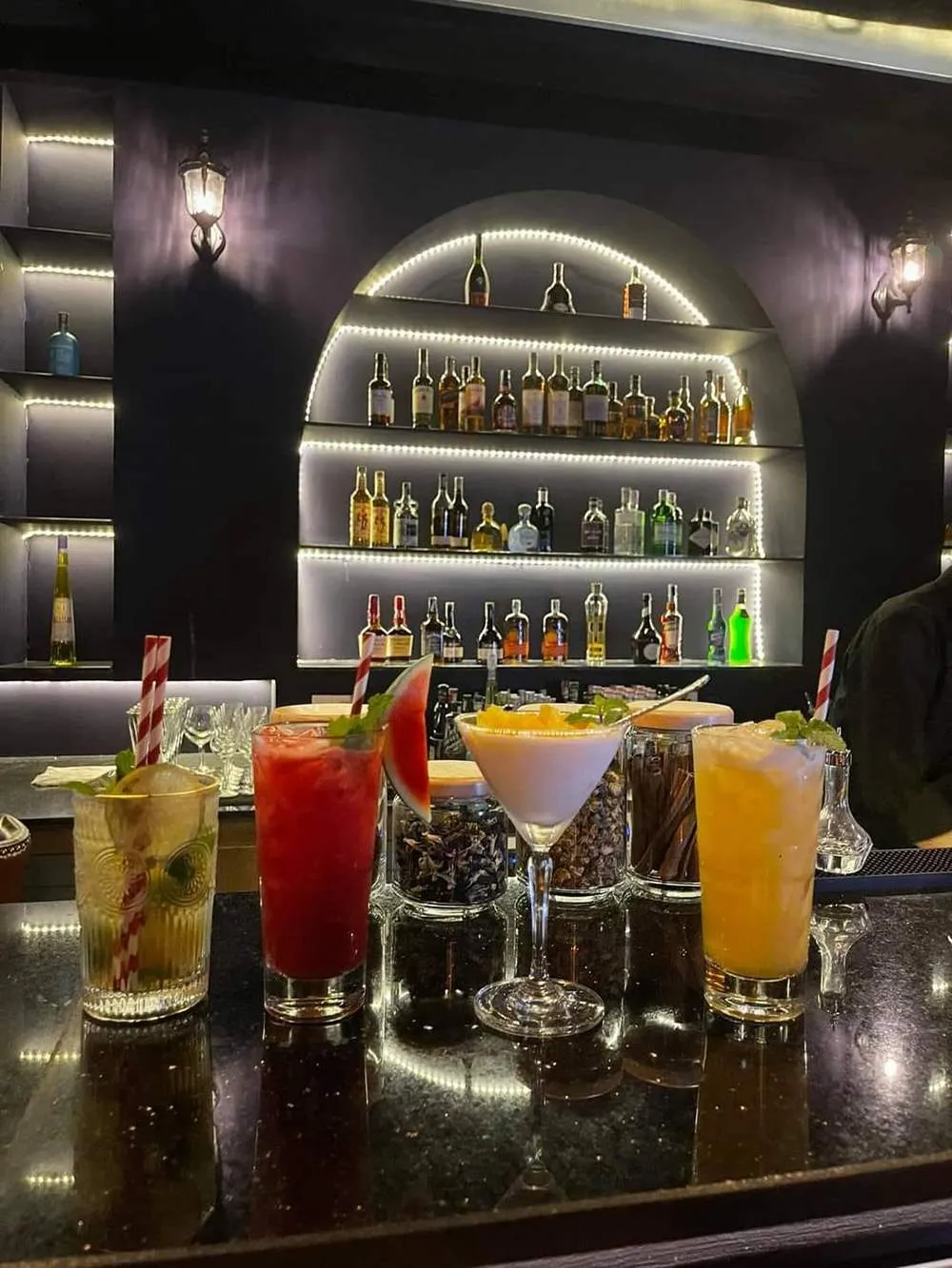 Đến với Kwai’s Bistro Con Dao để chill trong không gian ấm cúng và lung linh