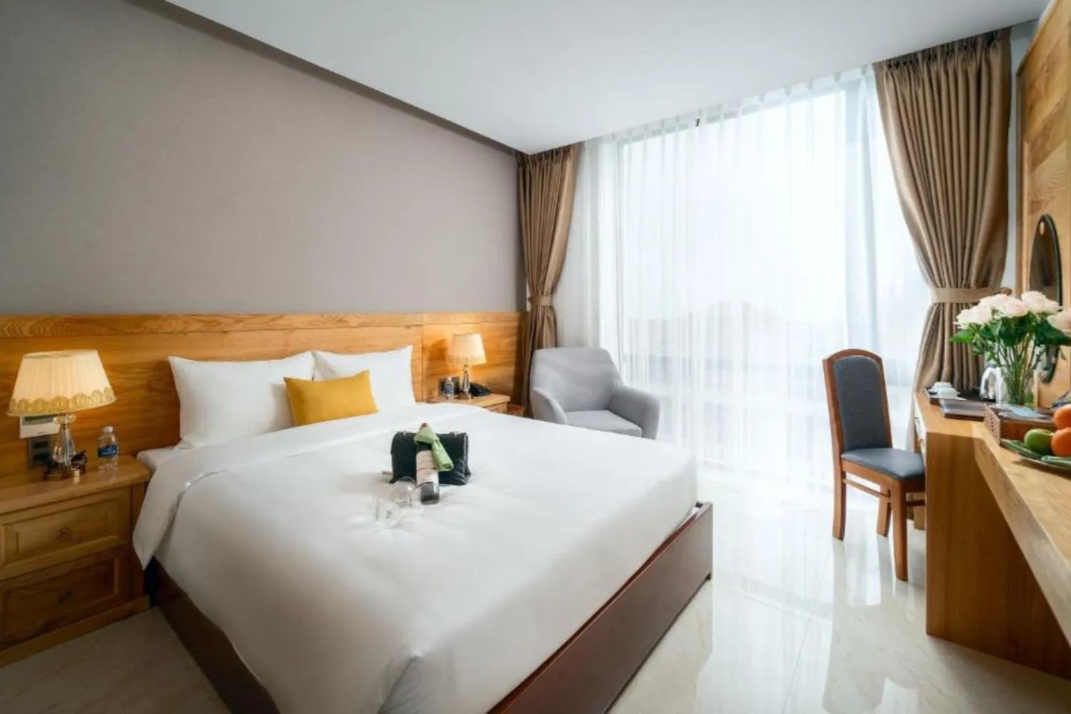 Đến với Sunny Ocean Hotel And Spa để cảm nhận sự tinh khiết của biển cả