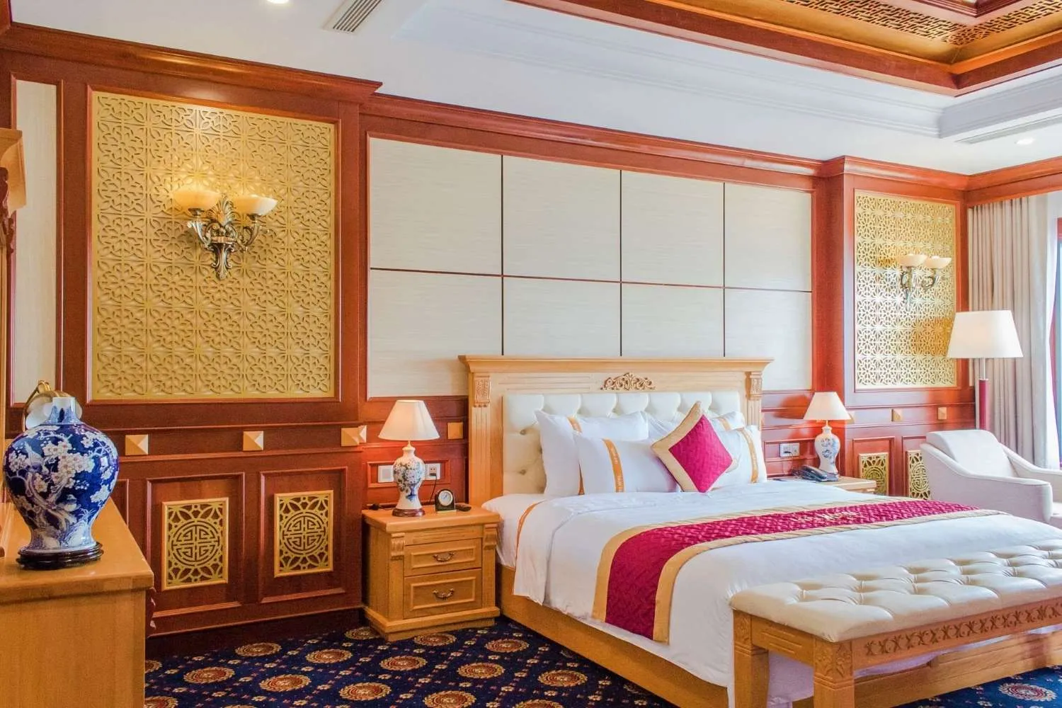 DLG Hotel Danang, khách sạn 5 sao thanh lịch, sang trọng và cao cấp