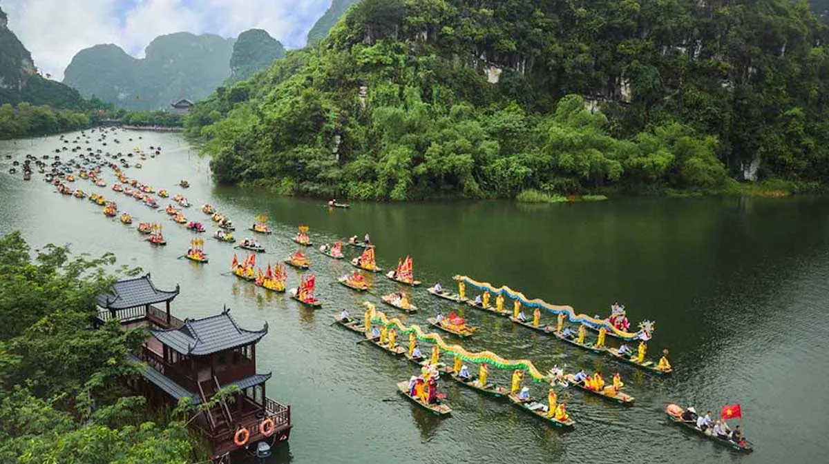 Độc đáo Lễ hội Tràng An – Nét văn hóa tín ngưỡng của Ninh Bình