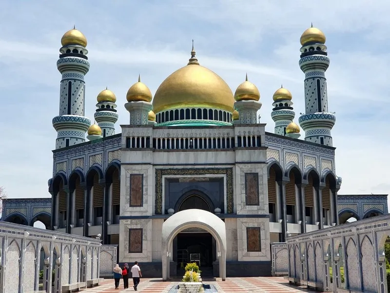 Du lịch Brunei khám phá một vương quốc xa hoa dát vàng