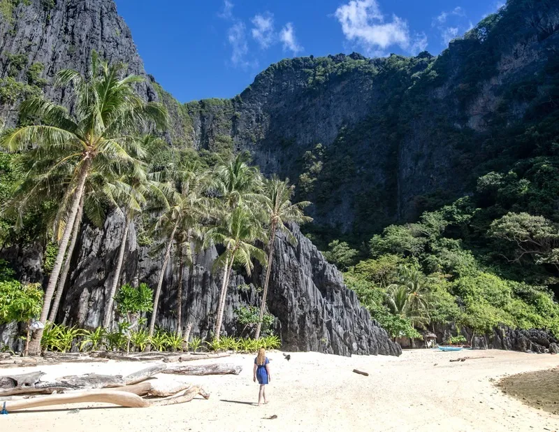 Du lịch El Nido chiêm ngưỡng viên ngọc giữa biển khơi Philippines