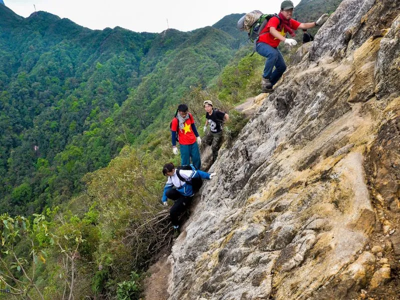 Du lịch Fansipan tự túc – Bí kíp chinh phục nóc nhà Đông Dương