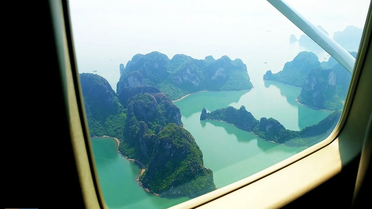 Du lịch Hạ Long – Cùng Phạm Duy Long ngắm nhìn Hạ Long từ thủy phi cơ