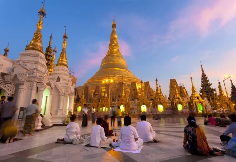 Du ngoạn đô thị Yangon mang đậm sắc màu văn hóa Myanmar