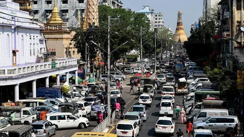 Du ngoạn đô thị Yangon mang đậm sắc màu văn hóa Myanmar