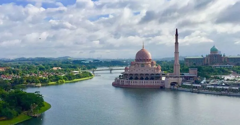 Du ngoạn Putrajaya, thành phố mới của Malaysia