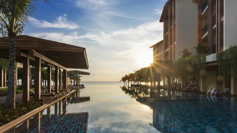 Dusit Princess Moonrise Resort Phú Quốc – Chill cực đã ở resort có hồ bơi vô cực hướng biển