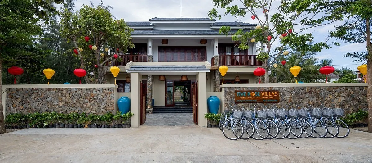 Five Rose Villas – Biệt thự đầy nắng trên bãi biển An Bàng