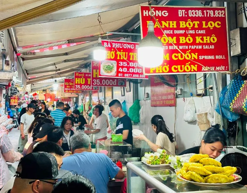 Food tour Hà Nội với danh sách 15 món ngon chuẩn vị Thủ đô