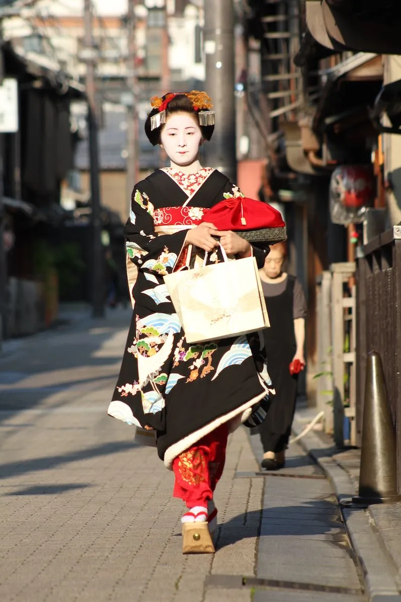 Geisha Nhật, vẻ đẹp thanh lịch trong chiếc Kimono truyền thống