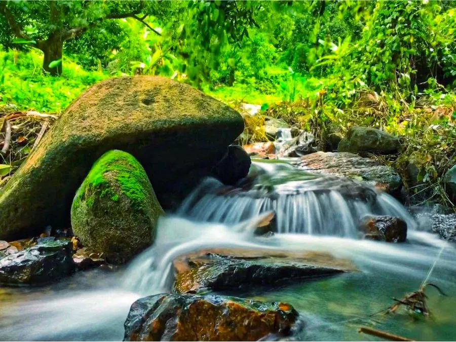 Ghé An Giang mùa mưa chiêm ngưỡng dòng chảy kỳ vĩ của những con suối