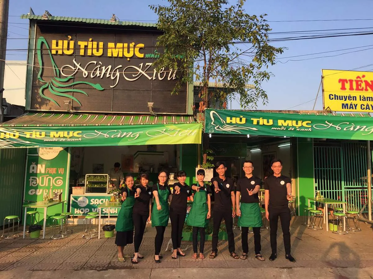 Ghé Hủ tiếu mực nàng Kiều thưởng thức hương vị nức tiếng gần xa