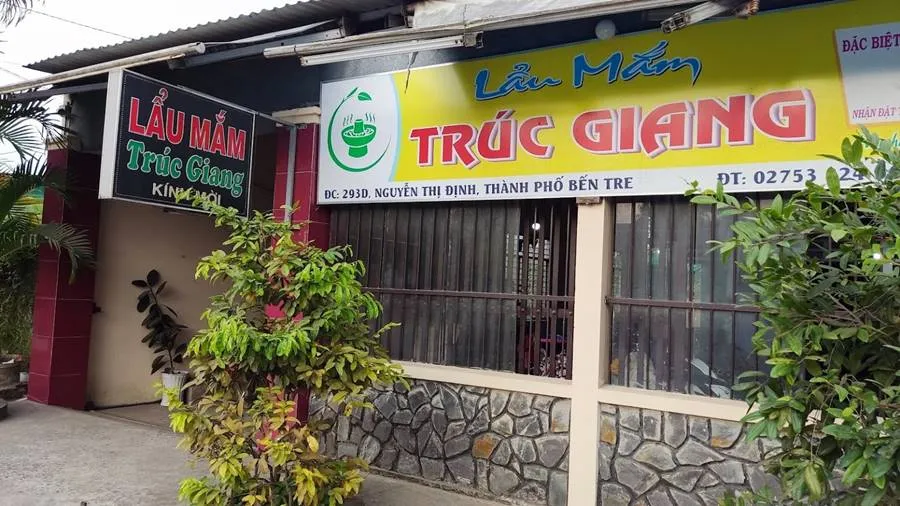 Ghé lẩu mắm Trúc Giang, thưởng thức đặc sản miền Tây thứ thiệt