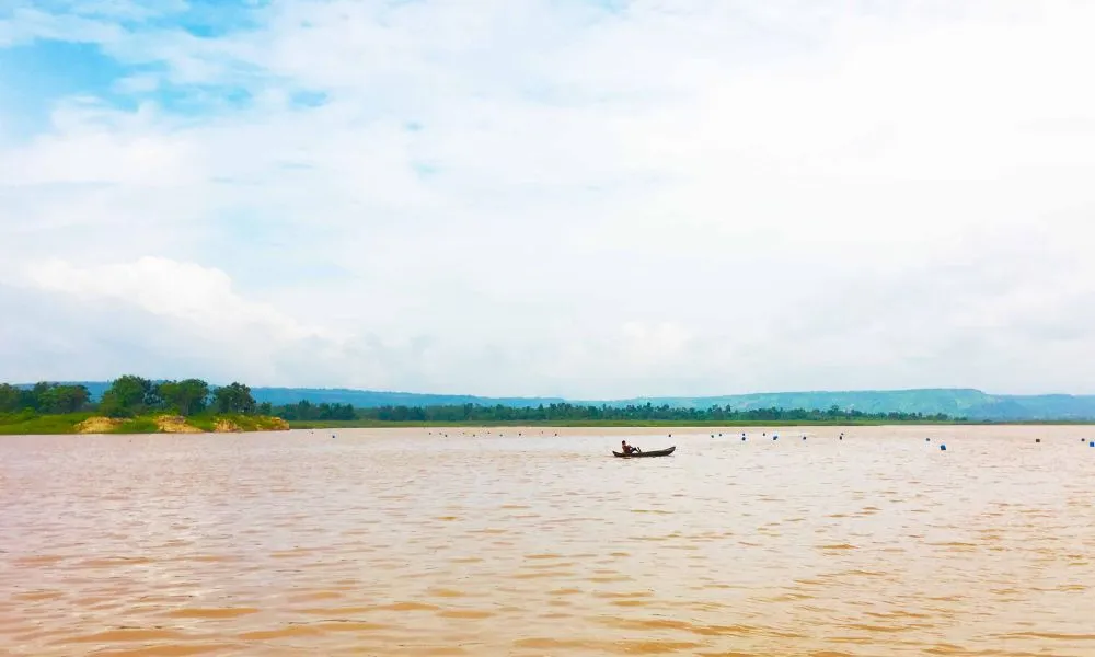 Ghé thăm Hồ Ayun Hạ tuyệt đẹp giữa lòng cao nguyên rộng lớn