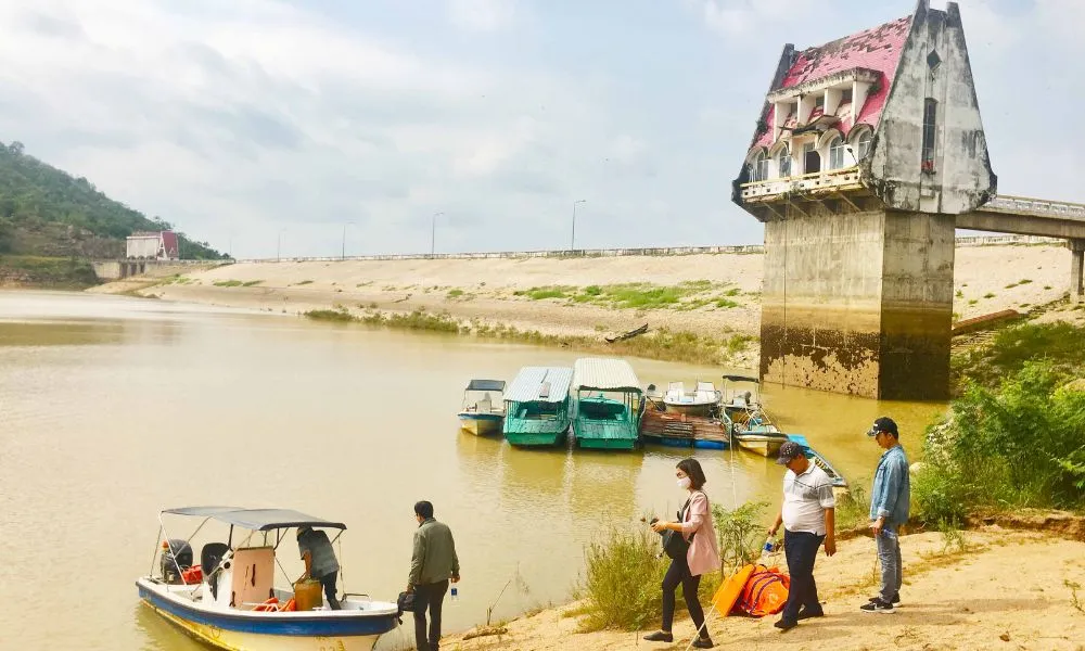 Ghé thăm Hồ Ayun Hạ tuyệt đẹp giữa lòng cao nguyên rộng lớn