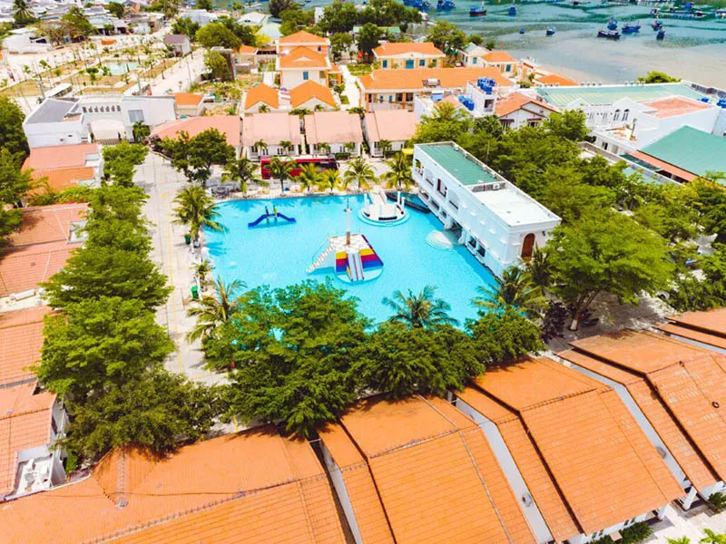 Ghé thăm Resort Vĩnh Hy, khám phá vịnh biển đẹp nhất Ninh Thuận