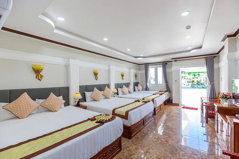 Ghé thăm Resort Vĩnh Hy, khám phá vịnh biển đẹp nhất Ninh Thuận