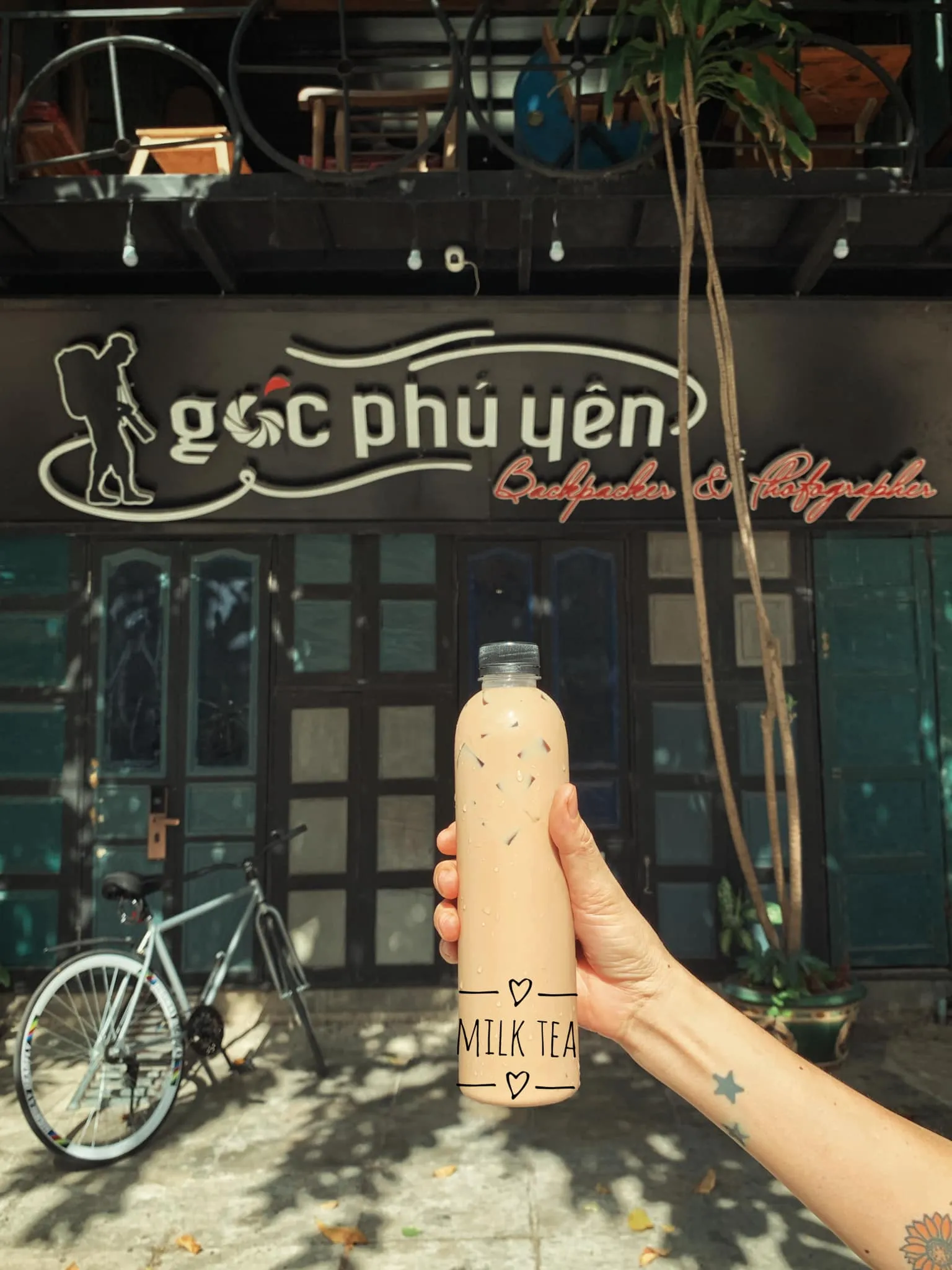 Góc Phú Yên Coffee & Backpacker – Quán nhỏ bình yên mang vẻ đẹp cổ kính, đầy hoài niệm