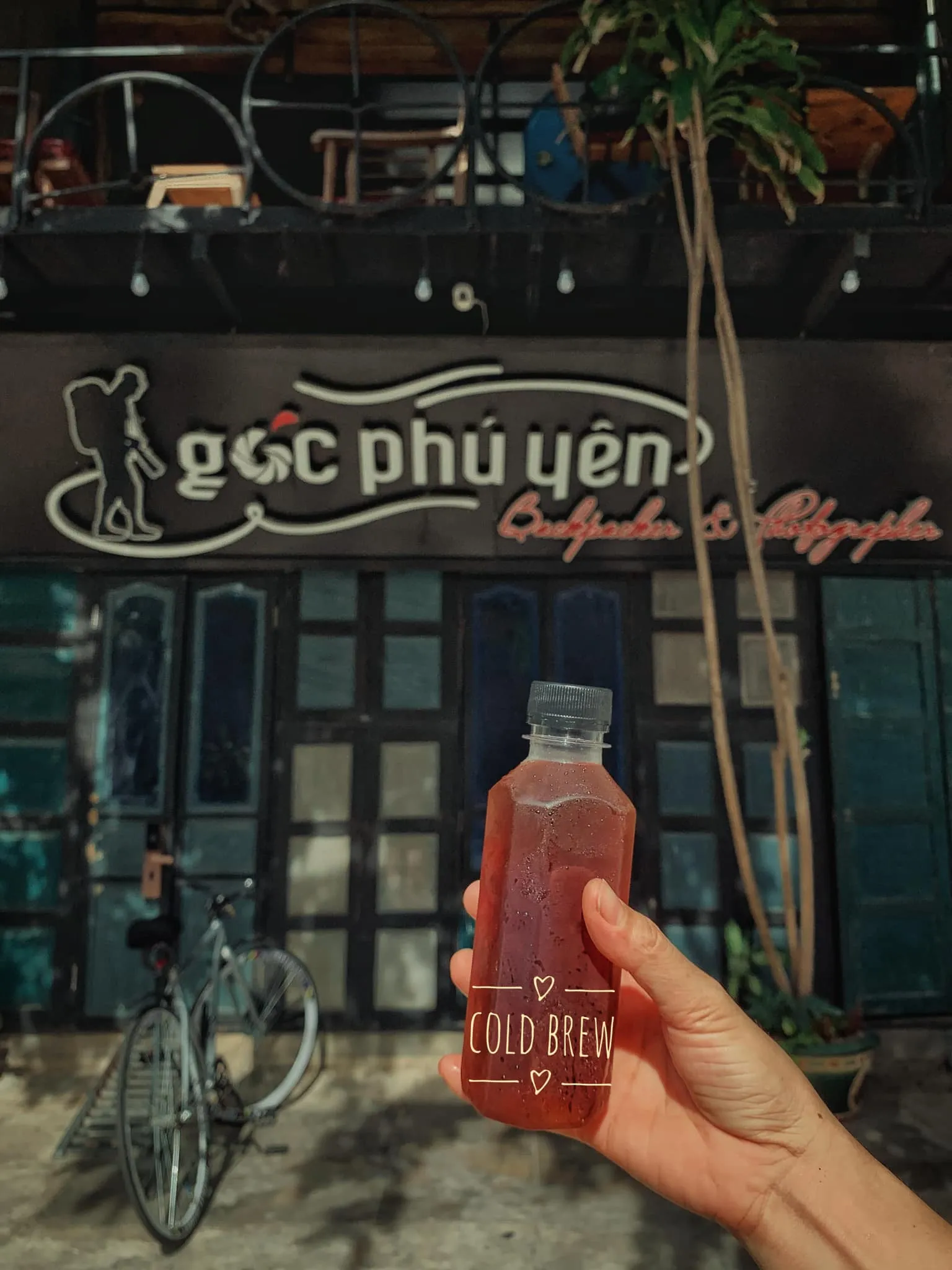 Góc Phú Yên Coffee & Backpacker – Quán nhỏ bình yên mang vẻ đẹp cổ kính, đầy hoài niệm