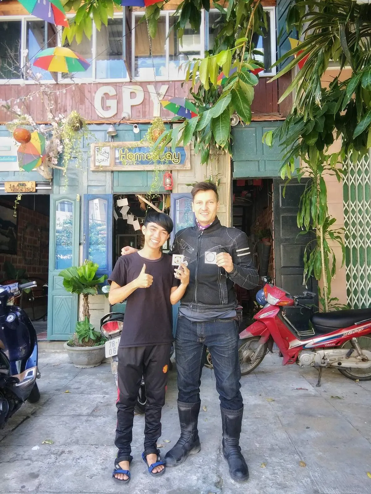 Góc Phú Yên Coffee & Backpacker – Quán nhỏ bình yên mang vẻ đẹp cổ kính, đầy hoài niệm