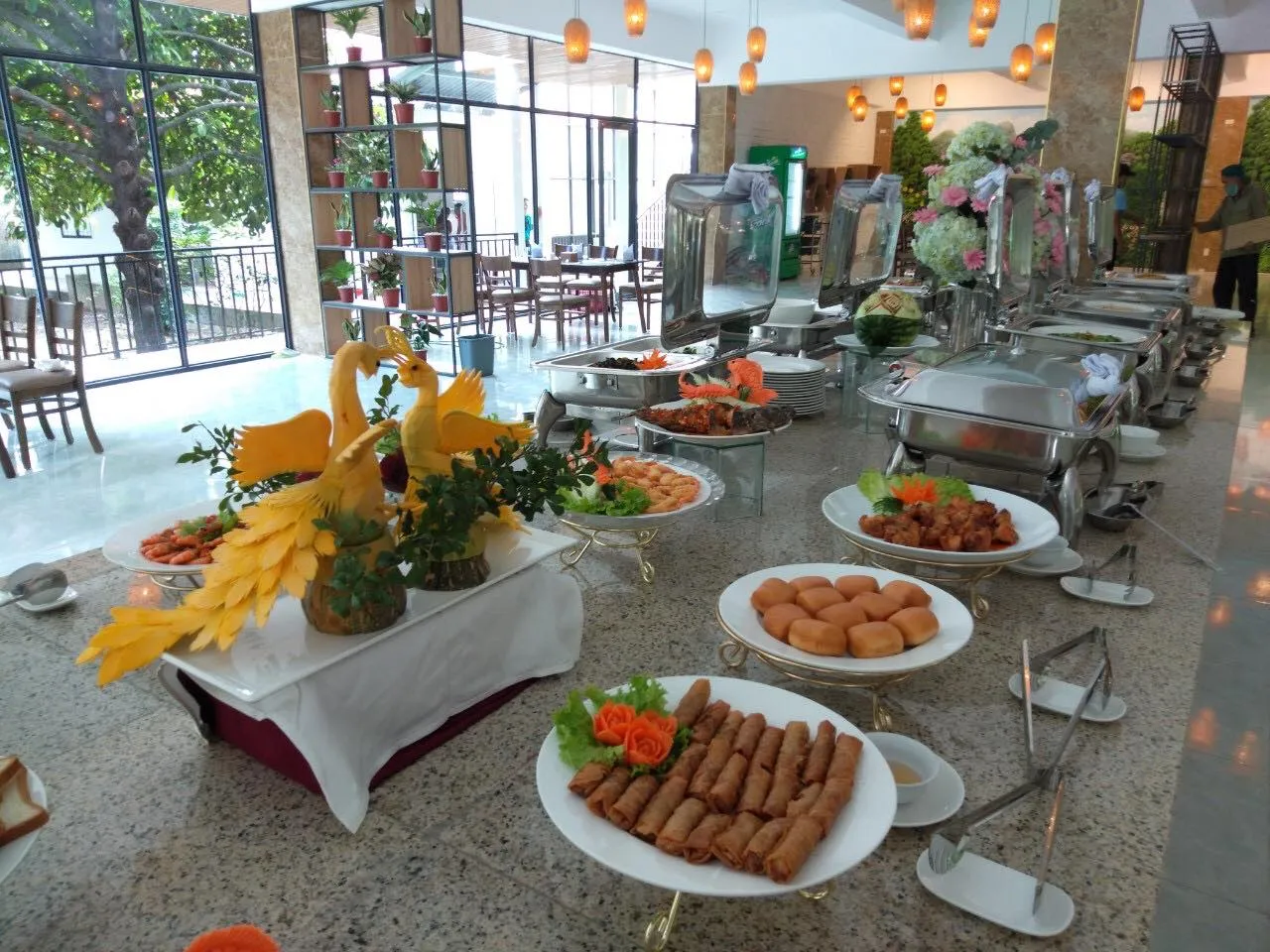 Green Garden Hue – Cafe & Restaurant – Nơi thưởng thức tiệc Buffet với hương vị khó quên