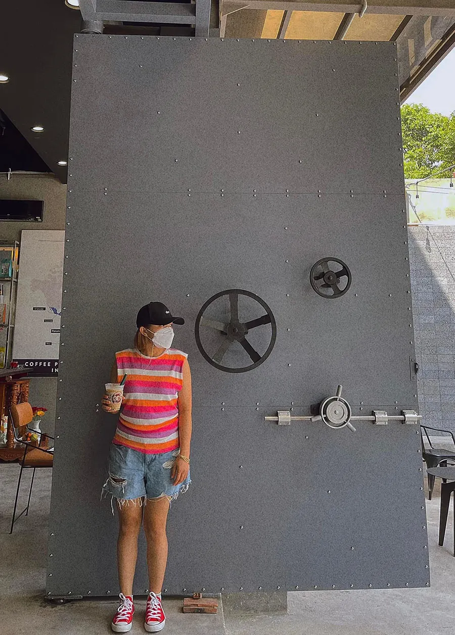 Gu Việt Roastery, trải nghiệm không gian hiện đại đầy phá cách