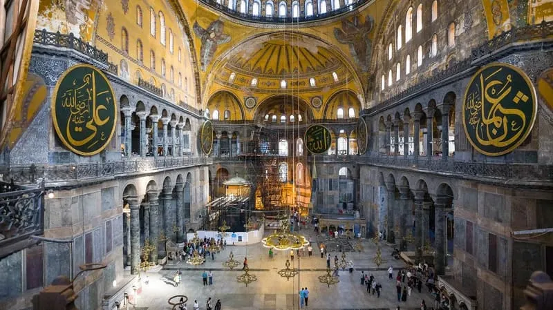 Hagia Sophia: Công trình tôn giáo vĩ đại biểu tượng của Thổ Nhĩ Kỳ