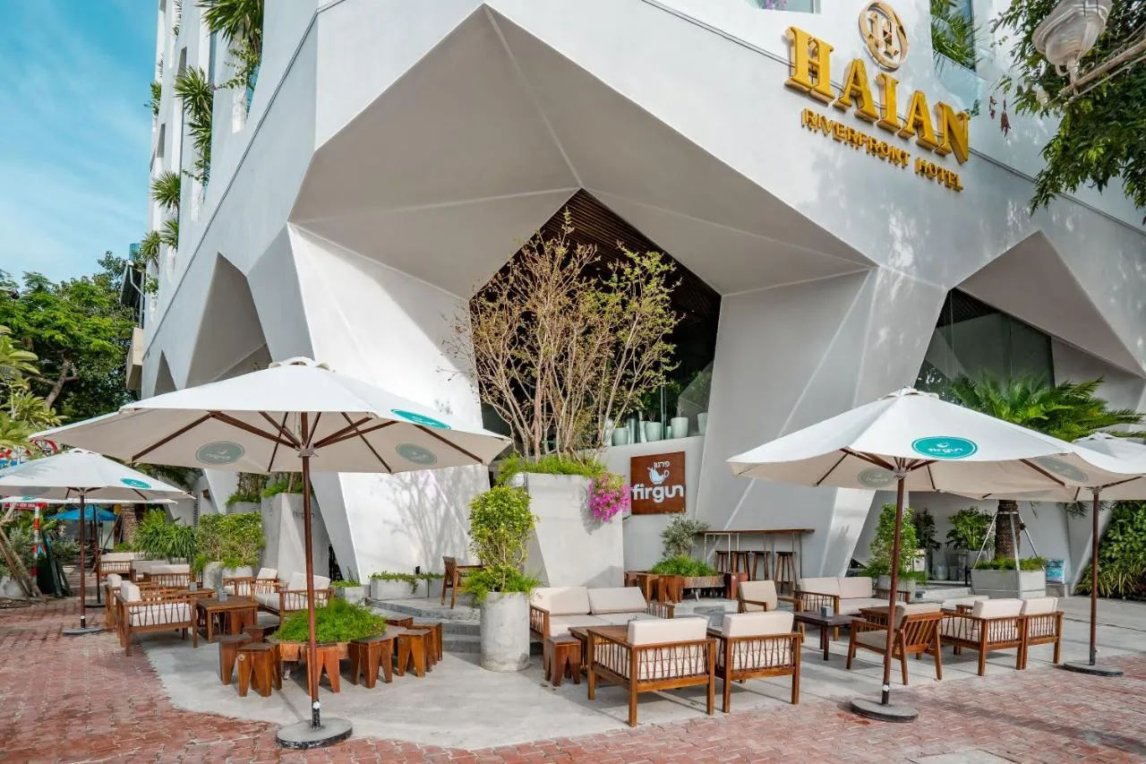 Haian Riverfront Hotel Da Nang, khách sạn tổ ong độc đáo bên cạnh bờ sông Hàn