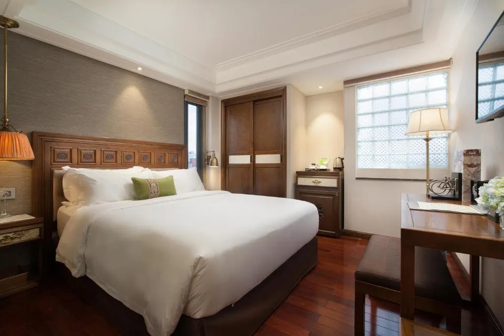 Hanoi Peridot Hotel, khách sạn 4 sao cao cấp nằm ngay trung tâm Phố cổ