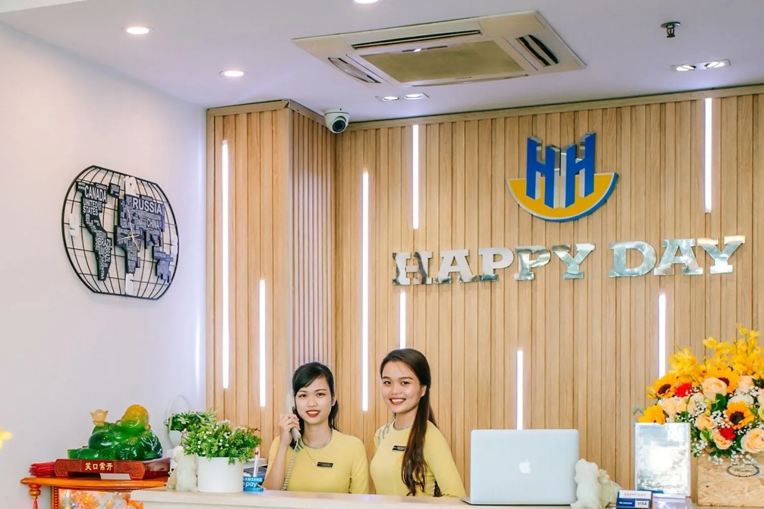 Happy Day Hotel And Spa khách sạn 2 sao gần cầu sông Hàn