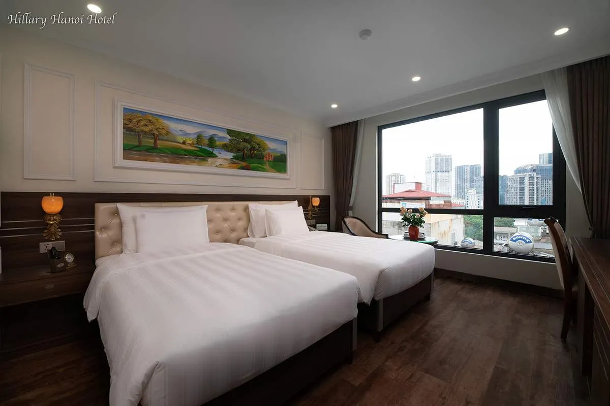 Hillary Hanoi Hotel, khách sạn có hồ bơi vô cực trên cao