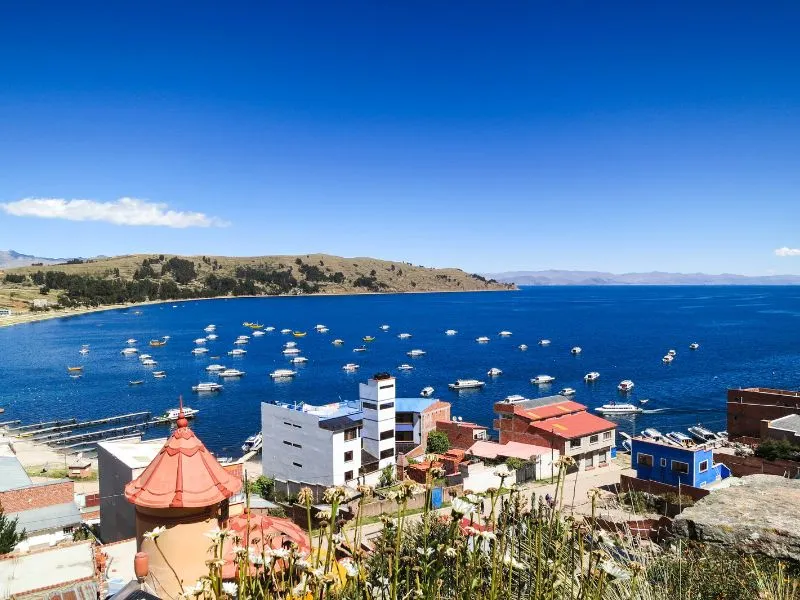 Hồ Titicaca, khám phá viên ngọc quý của Peru