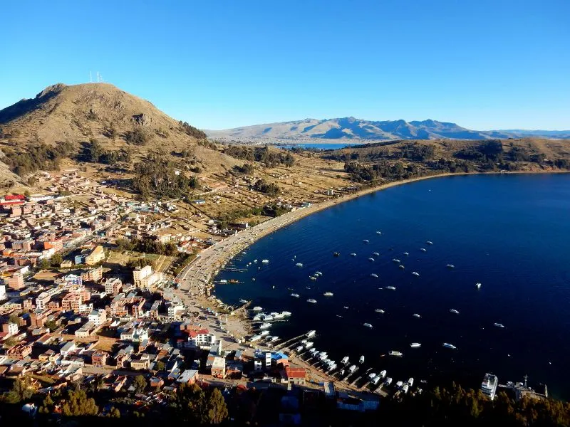 Hồ Titicaca, khám phá viên ngọc quý của Peru